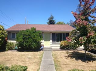 3010 SW Cambridge St, Seattle, WA 98126