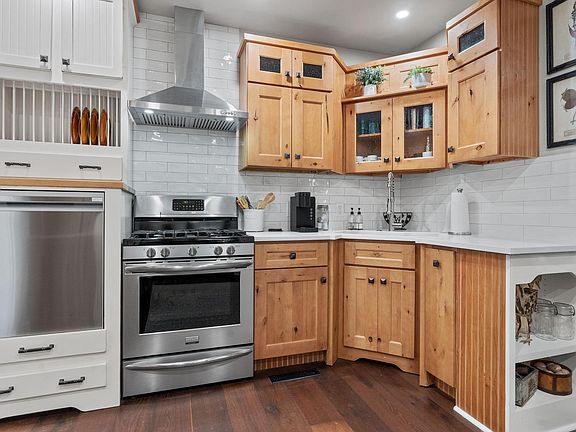 Fully stocked kitchen