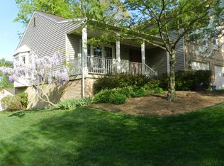 7593 Whisperwood Ct, Springfield, VA 22153