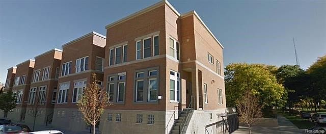 9 on 3rd exterior.jpg