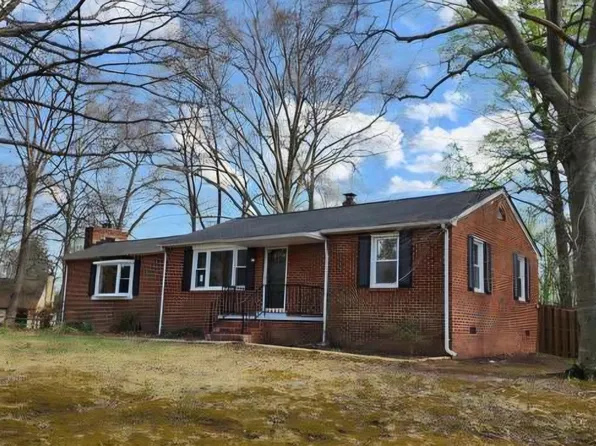 8405 Rugby Rd, Manassas, VA 20111