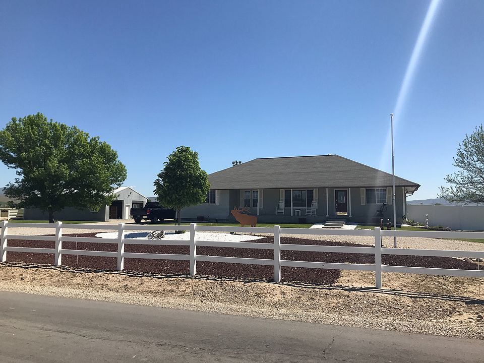 1st image of 2370 Mesa Ave