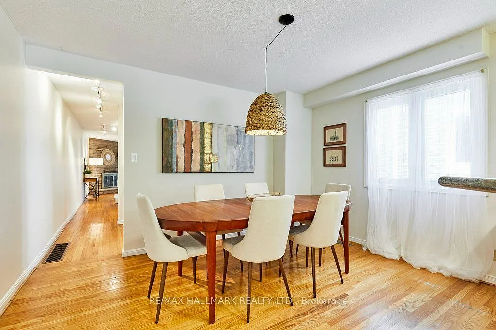 3 bed, $4,795 — Photo 4