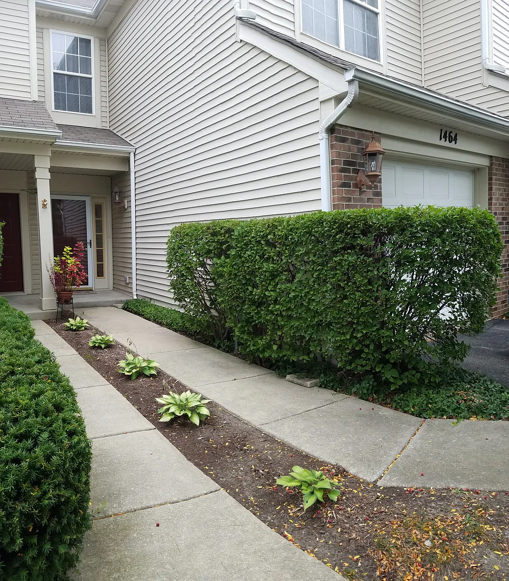 1464 Doolittle Ln photo 1