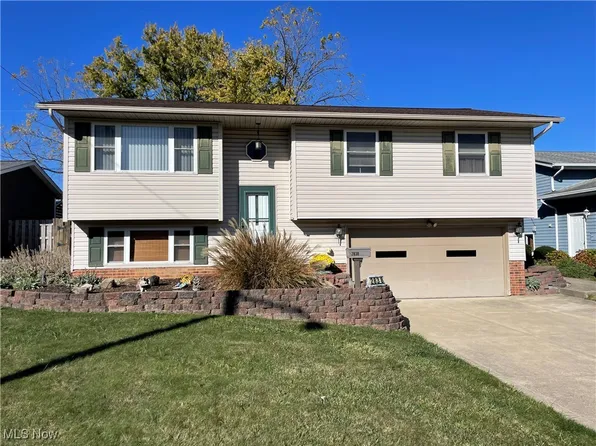 2838 Marda Dr, Parma, OH 44134