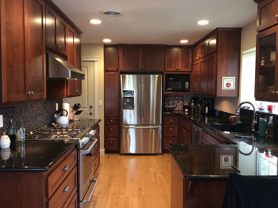 2nd image of 4765 Columbine Dr