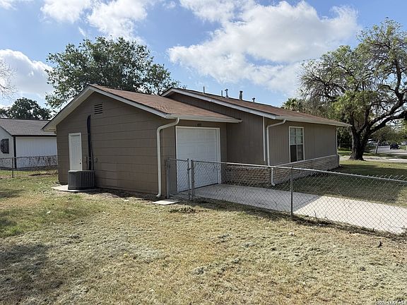 4th image of 4919 WAYCROSS LN