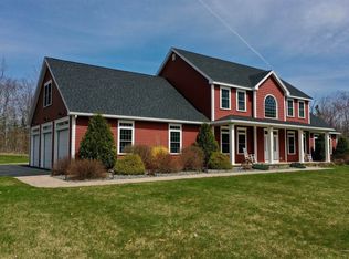 556 Ridge Dr, Hermon, ME 04401