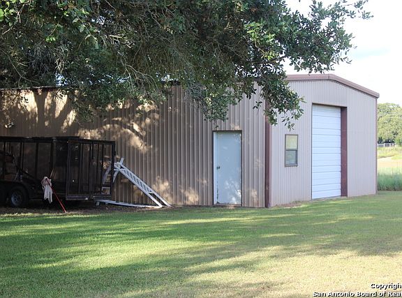 5th image of 6840 State HWY 80