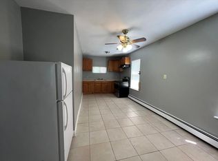 43 Campbell Ter, Pawtucket, RI 02860