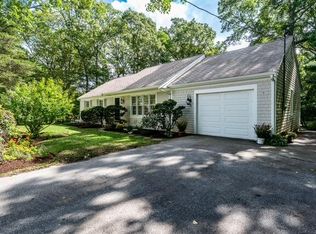 99 Old Post Rd, Centerville, MA 02632
