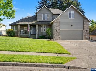 812 SW 8th St, Sublimity, OR 97385