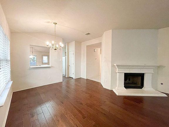 4th image of 12745 Council Bluff Dr