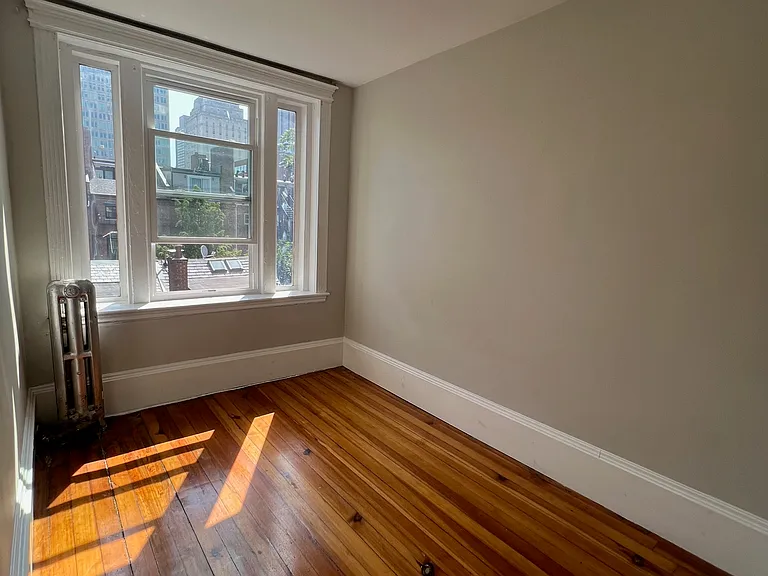 70 Joy St #10 — Photo 14