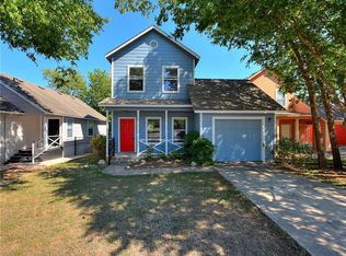 917 E 3rd St, Georgetown, TX 78626