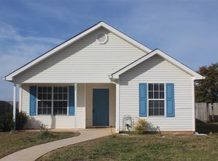 221 Worthington Ln, Warner Robins, GA 31088