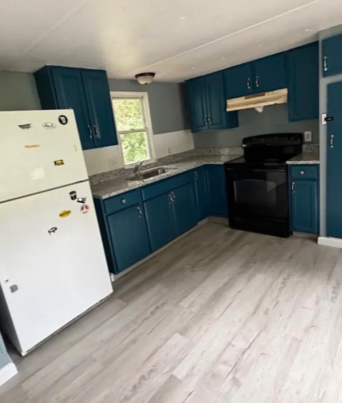 2 bed, 1.5 bath, 900 sqft, $1,150 — Photo 2