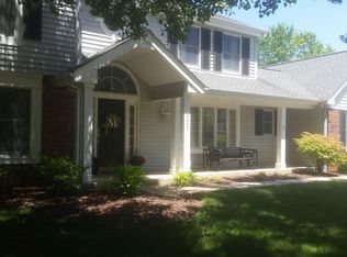 2643 Cripple Creek Dr, Saint Louis, MO
