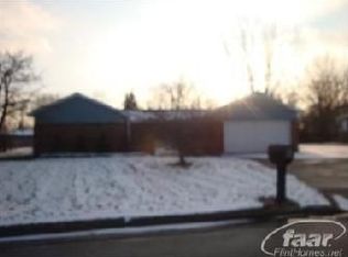 4440 Hedgethorn Cir, Burton, MI 48509