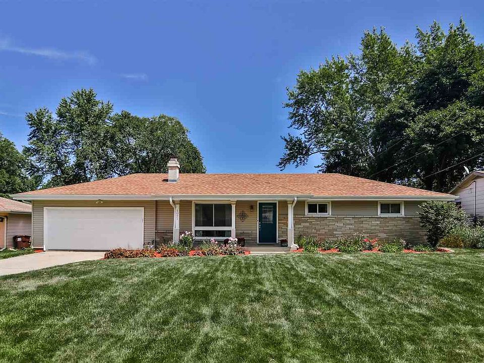 1st image of 1021 Saint Andrews Way