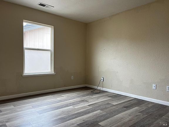 5th image of 191 Butterfield Lane