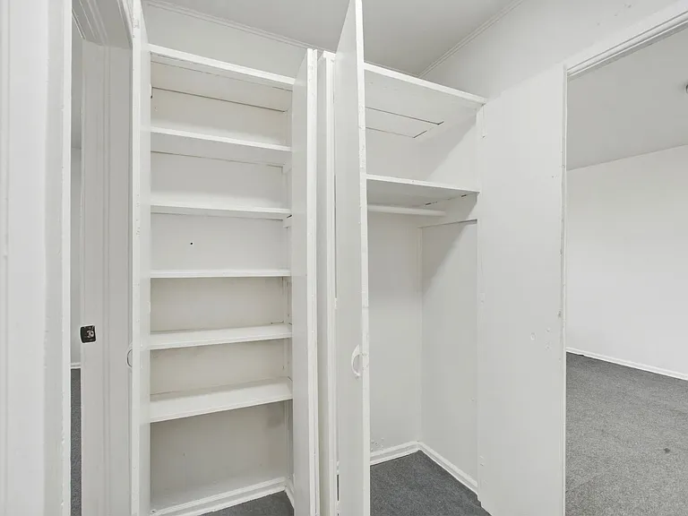 237 Broad St — Photo 25