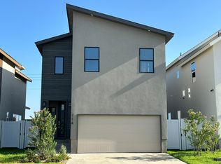 114 Deer Path Loop, Laredo, TX 78045