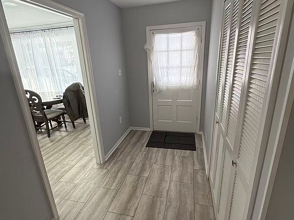 5th image of 1716 Pine Valley Dr