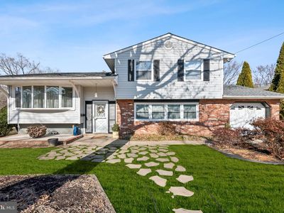 1 Stevens Dr, Delran, NJ, 08075