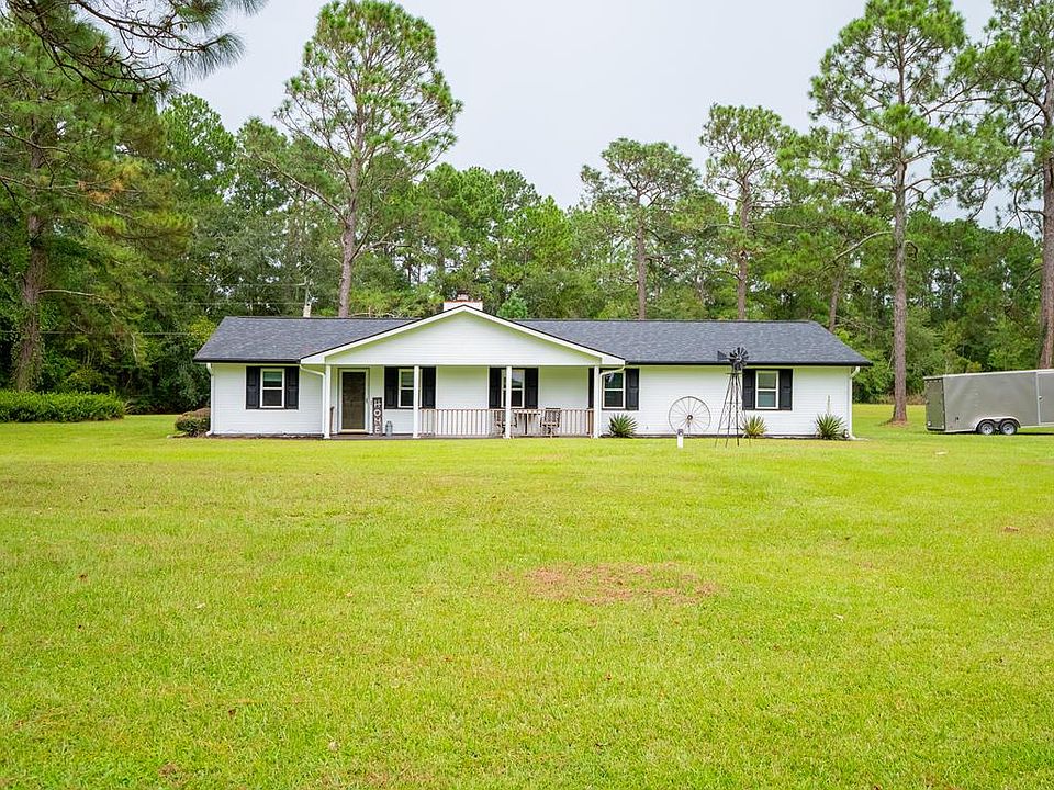 1st image of 520 Pine Forest Dr
