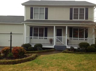 407 Millwheel Dr, Johnson City, TN 37615