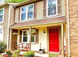 12156 Purple Sage Ct, Reston, VA 20194