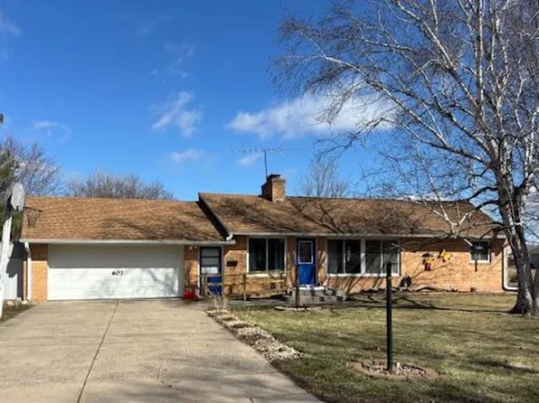 607 1st St NE, Buffalo, MN 55313