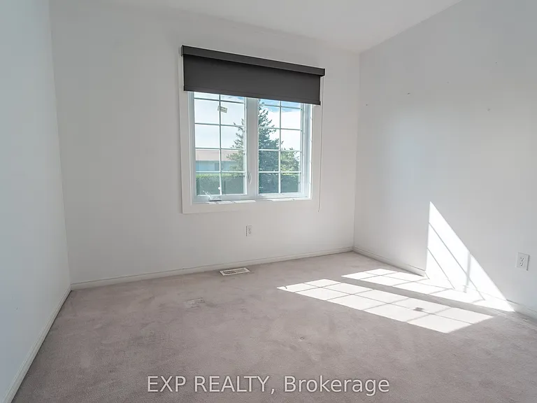 28 Chartwell Ave — Photo 37