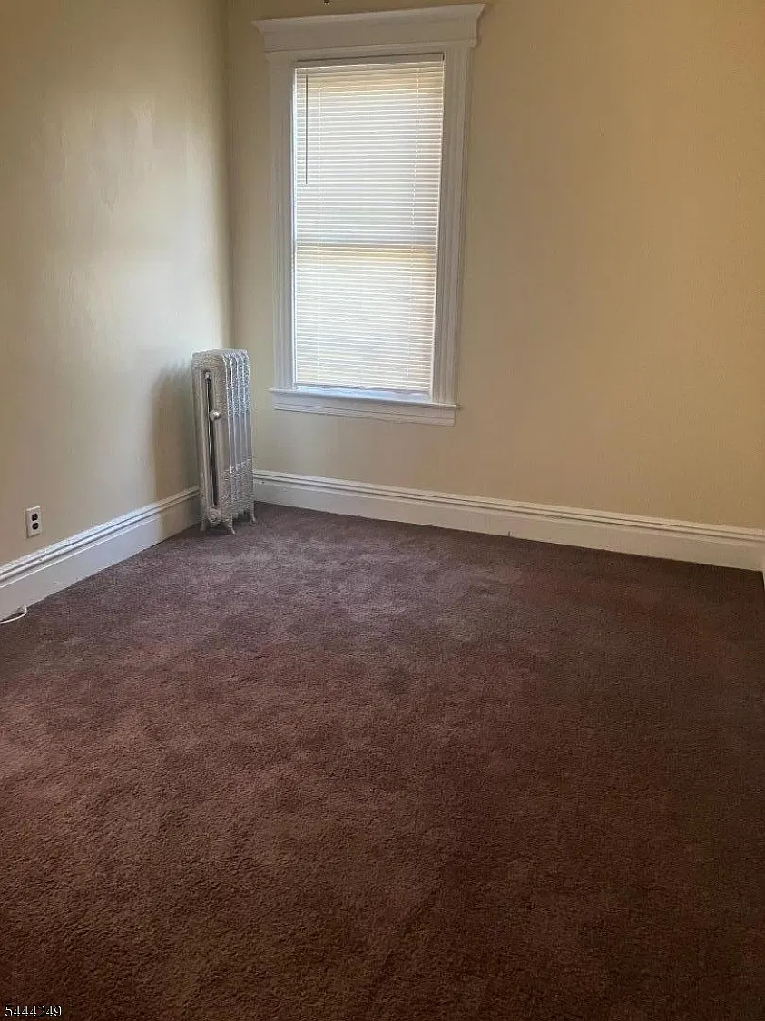 2 bed, 1.0 bath, $2,000 — Photo 2