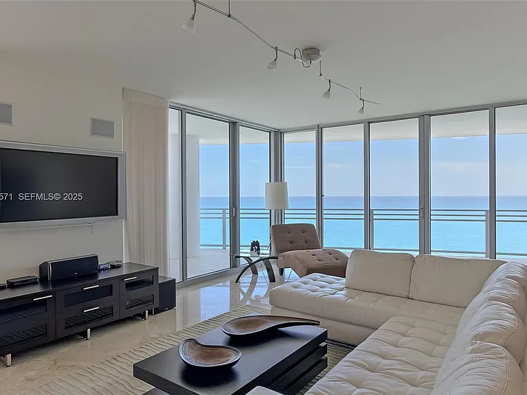 3535 S Ocean Dr #2102 — Photo 19