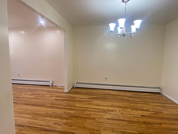 3rd image of 3913 Amundson Ave Floor 2