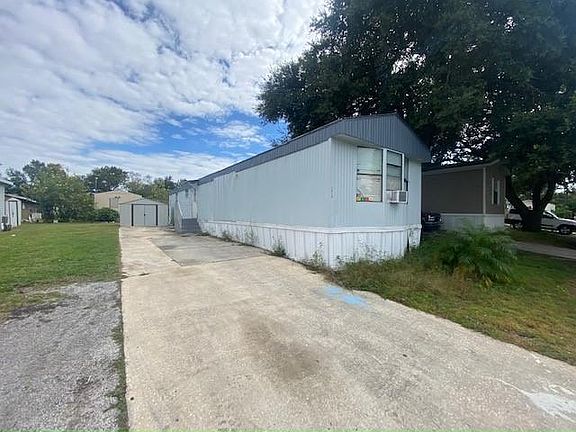 5th image of 1819 La Crosse Ave #256
