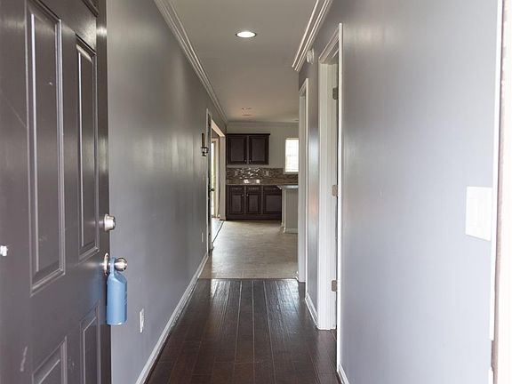 4th image of 261 Allans Mill Dr