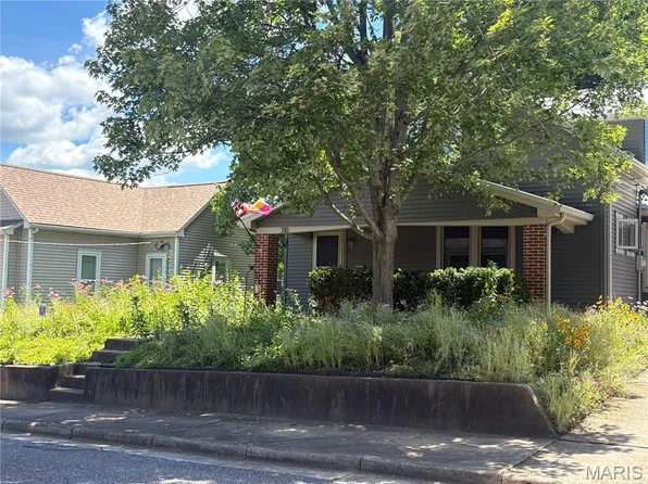 310 Hooker St, Washington, MO 63090