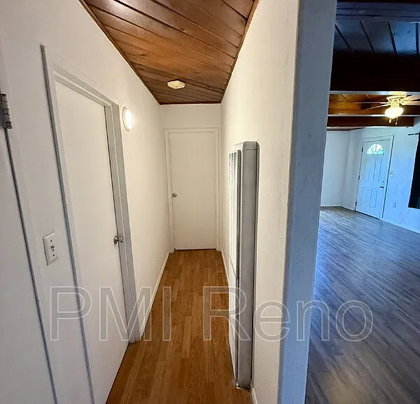 335 Denslowe Dr — Photo 16