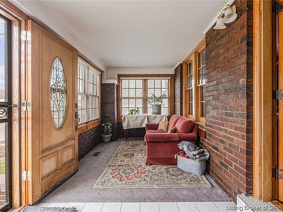5th image of 117 Allhands Avenue