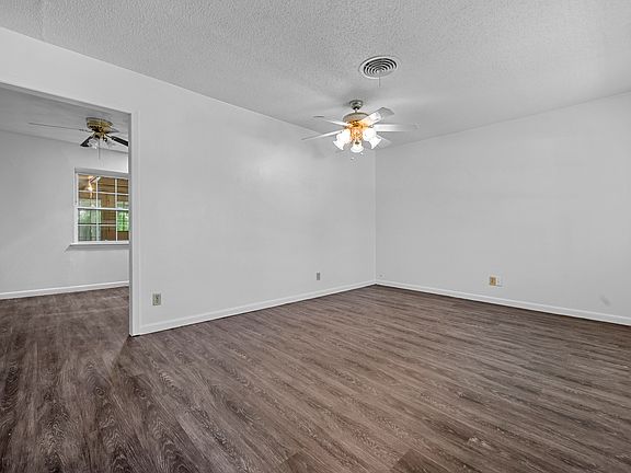 5th image of 4629 Everest Dr