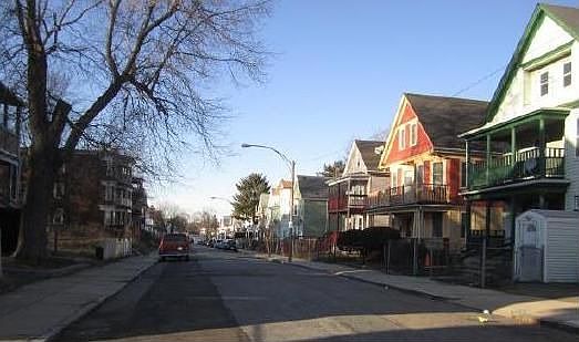 2nd image of 69 Thetford Ave