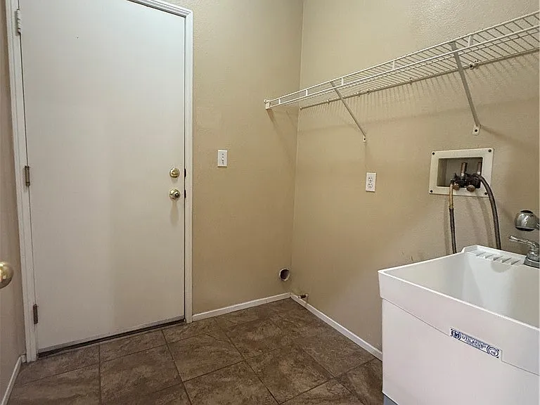 7219 Riley Dr — Photo 10