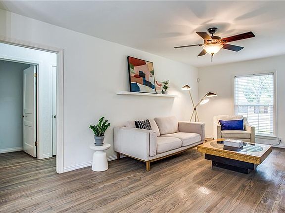 5th image of 10022 Lake Gardens Dr