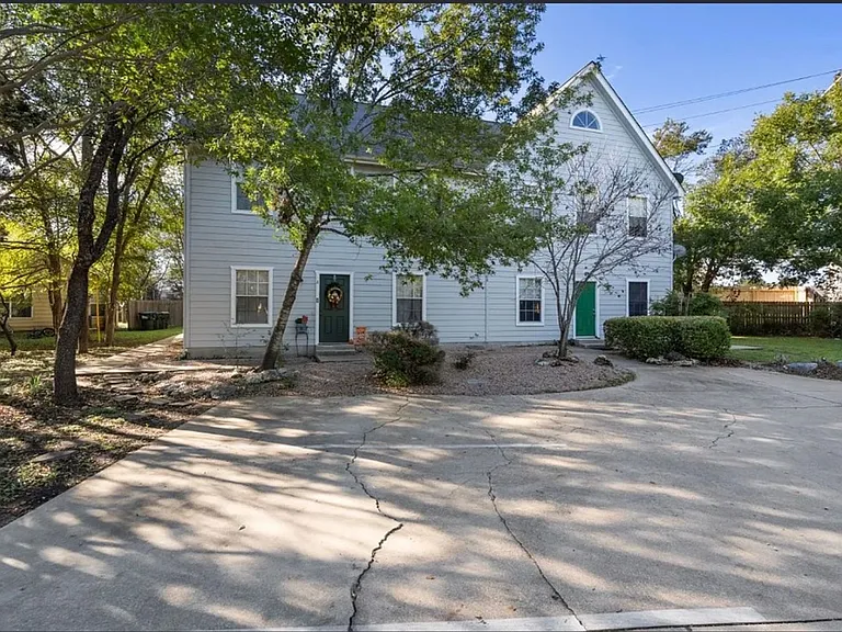 PM2-GT2908 Whisper Oaks Ln — Photo 1