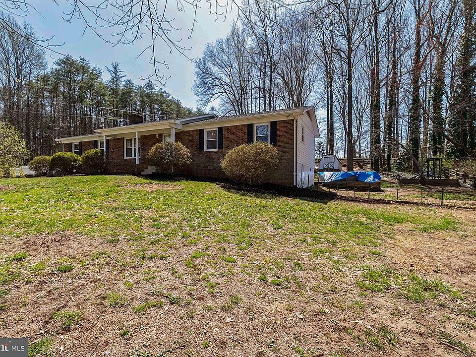 1st image of 113 Dunbar Dr