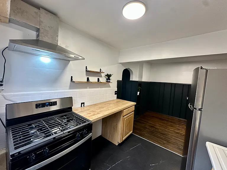 3043 Boudinot Ave #3 — Photo 9