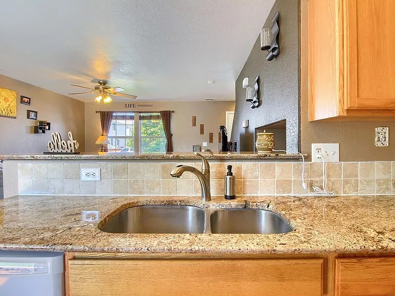 1170 Bluebird St — Photo 9